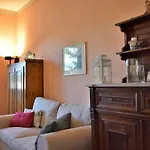 Vecchia Posta Apartment *